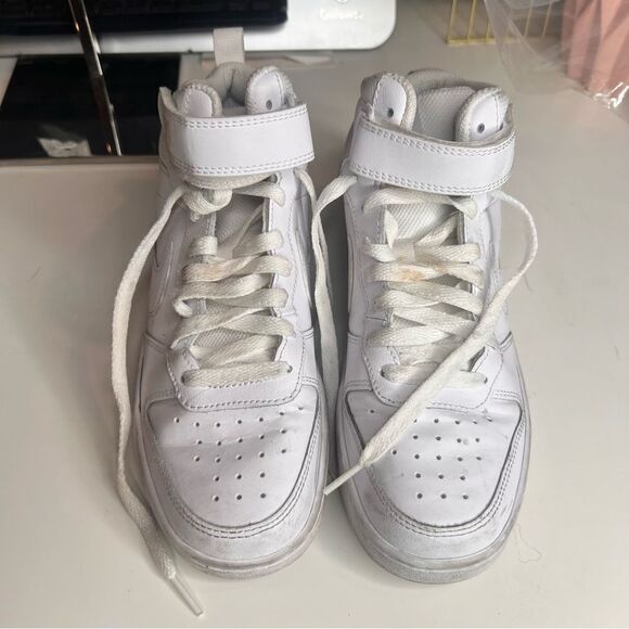 Nike Other - Nike air force one youth high top shoes